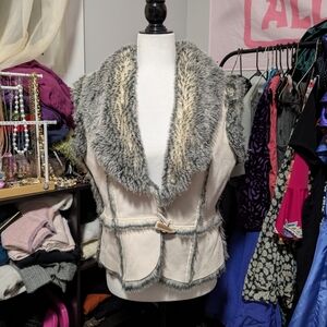 Women's Faux Fur Trim Vest